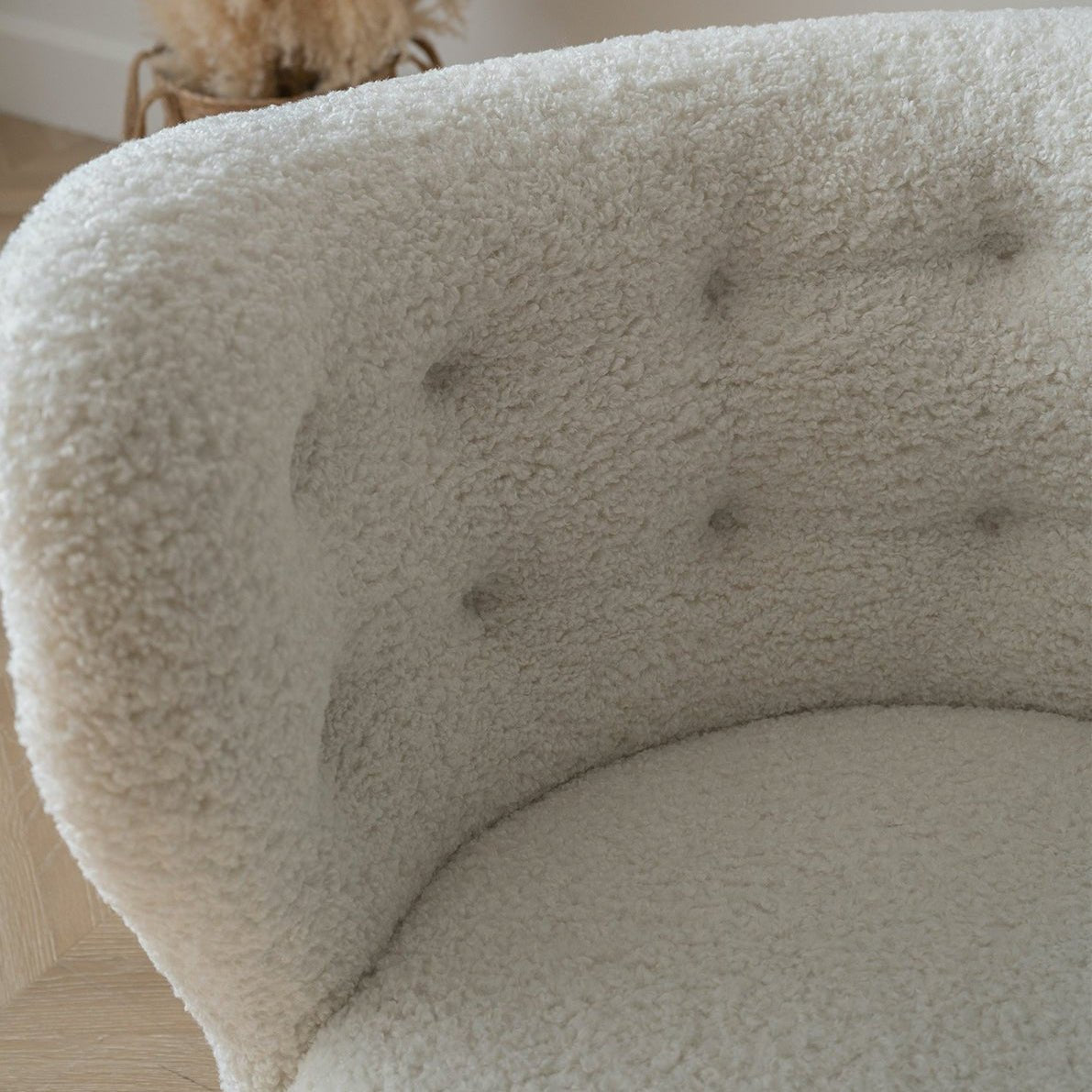 Snowia Ultra-Soft Bouclé Comfort with Cozy Elegance, image 7