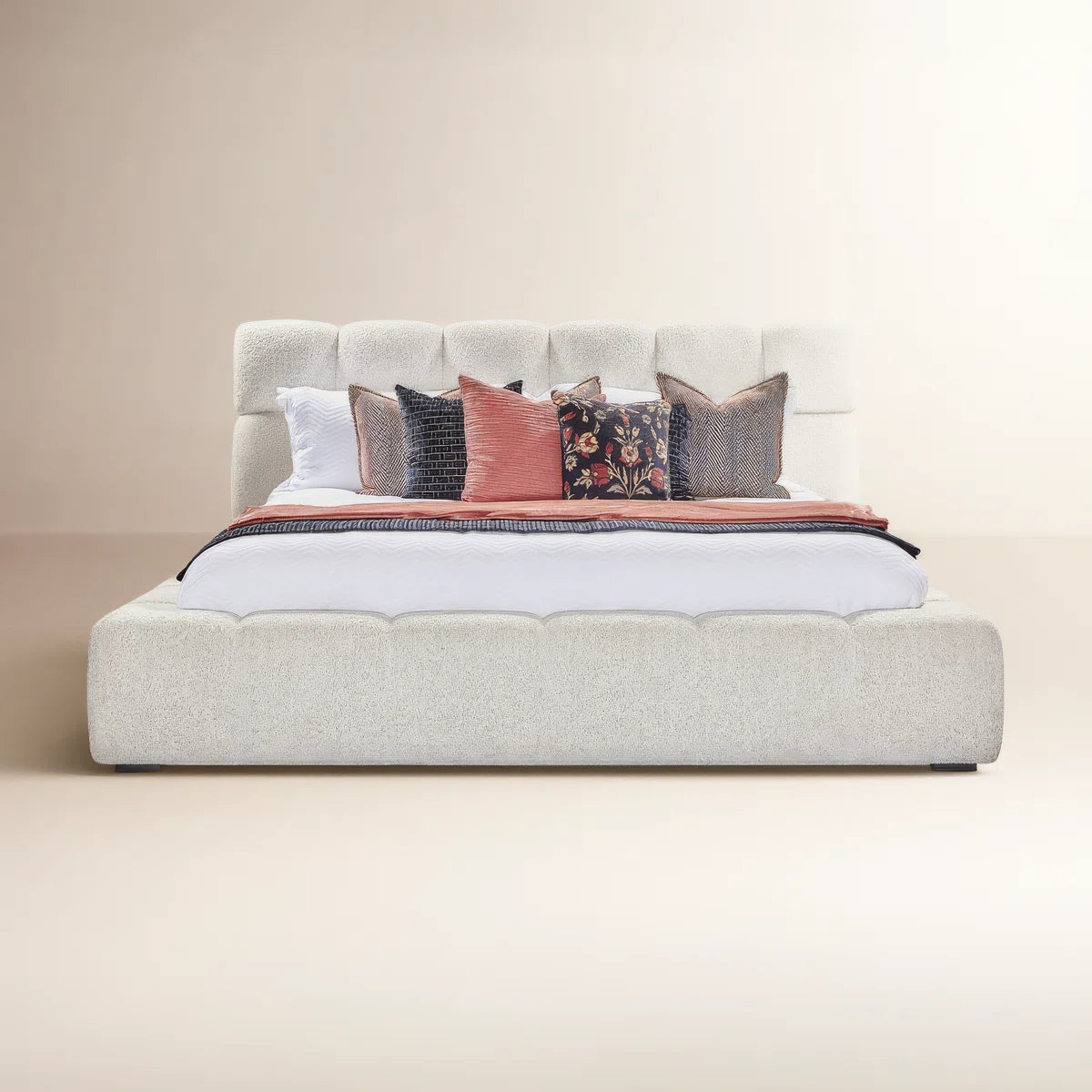Pula Upholstered Platform Bed, image 3
